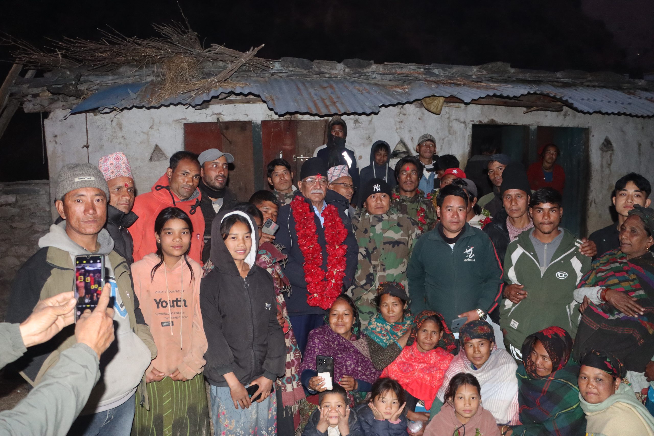 रुकुमपूर्वका गाउँ-गाउँमा प्रचण्डलाई भव्य स्वागत